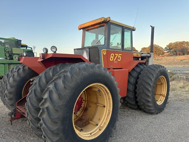 Image of Versatile 875 equipment image 3