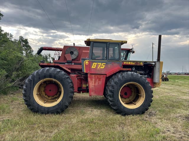 Image of Versatile 875 equipment image 1
