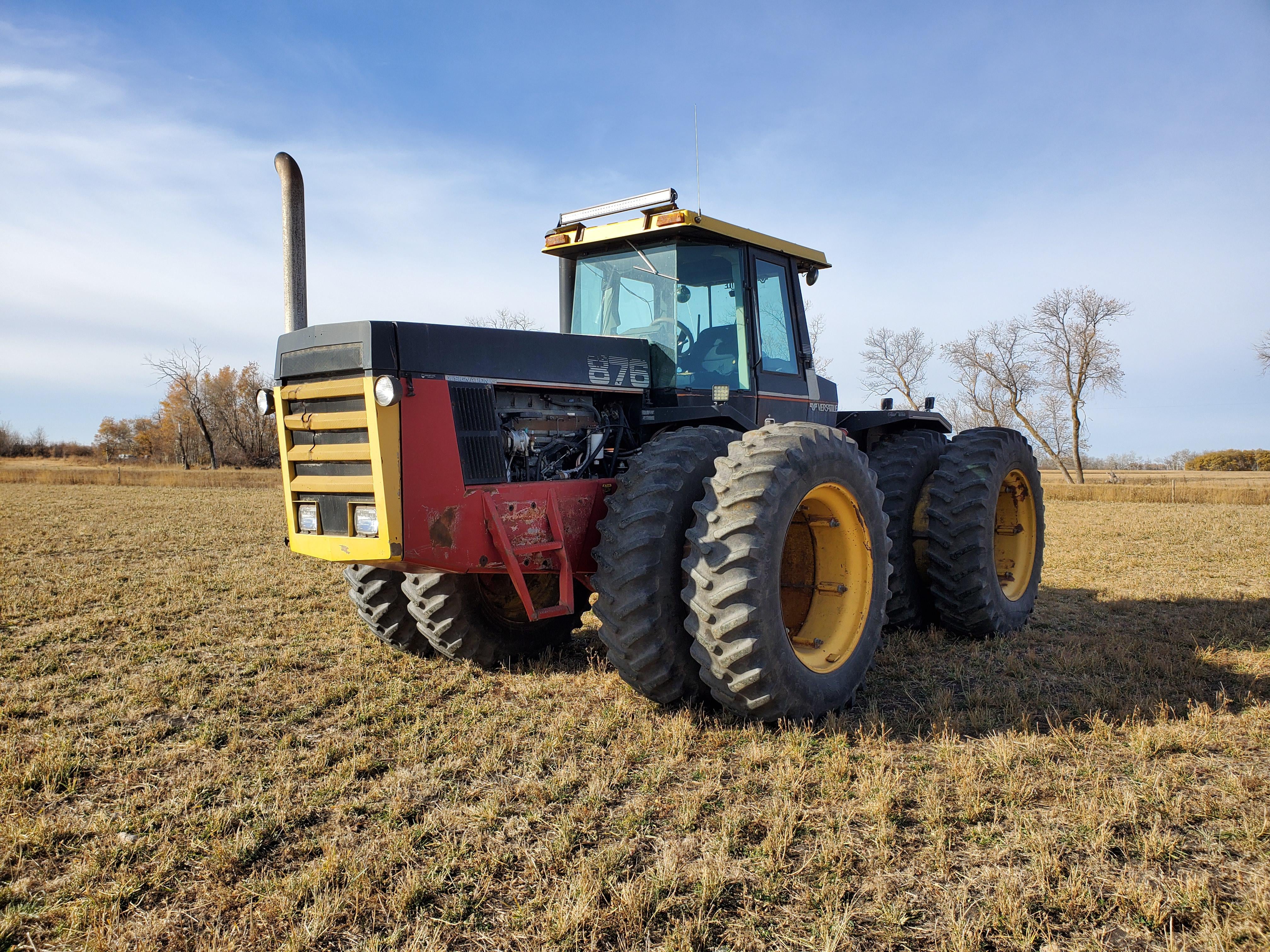 SOLD - VERSATILE 876 4WD TRACTOR Tractors with 2,883 Hrs | Tractor Zoom