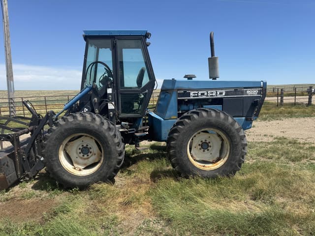 Image of Versatile 9030 equipment image 2