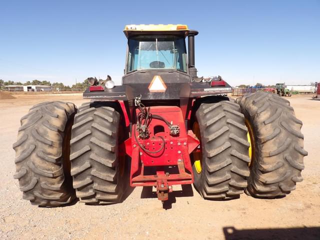 Image of Versatile 956 equipment image 4