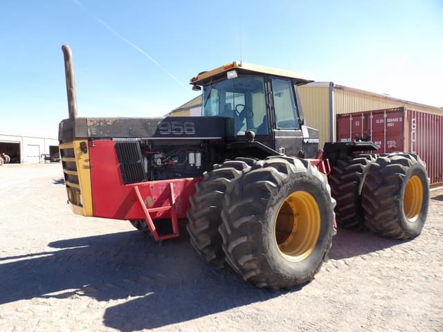 Image of Versatile 956 equipment image 1