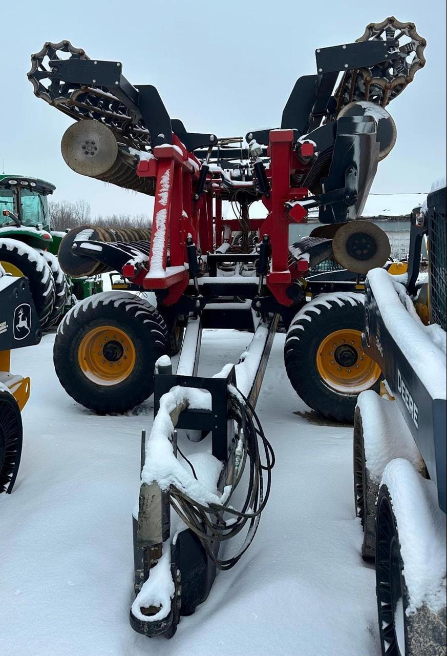 Versatile Fury HS350 Equipment Image0