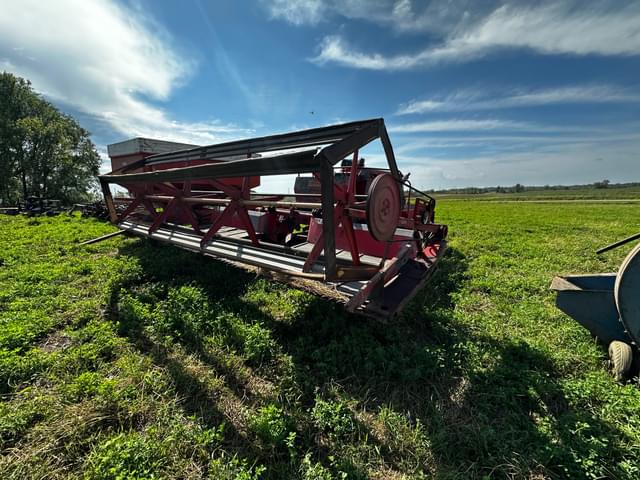 Image of Versatile 400 equipment image 3