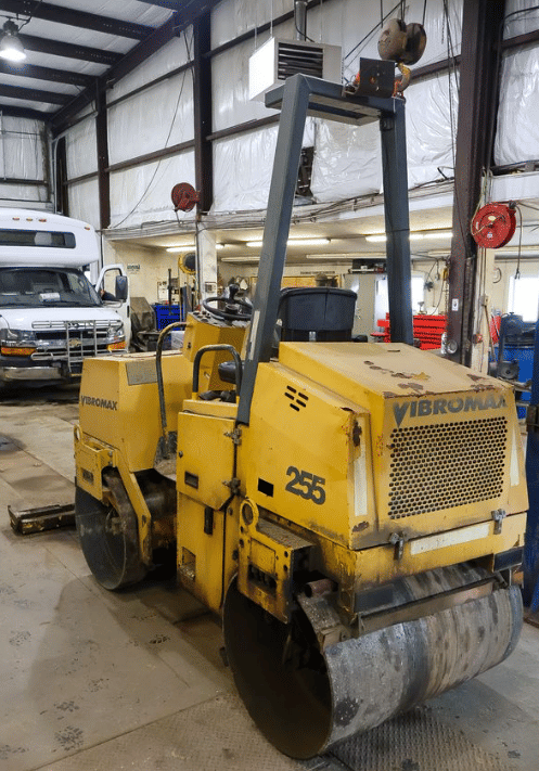 Image of Vibromax 255 equipment image 2