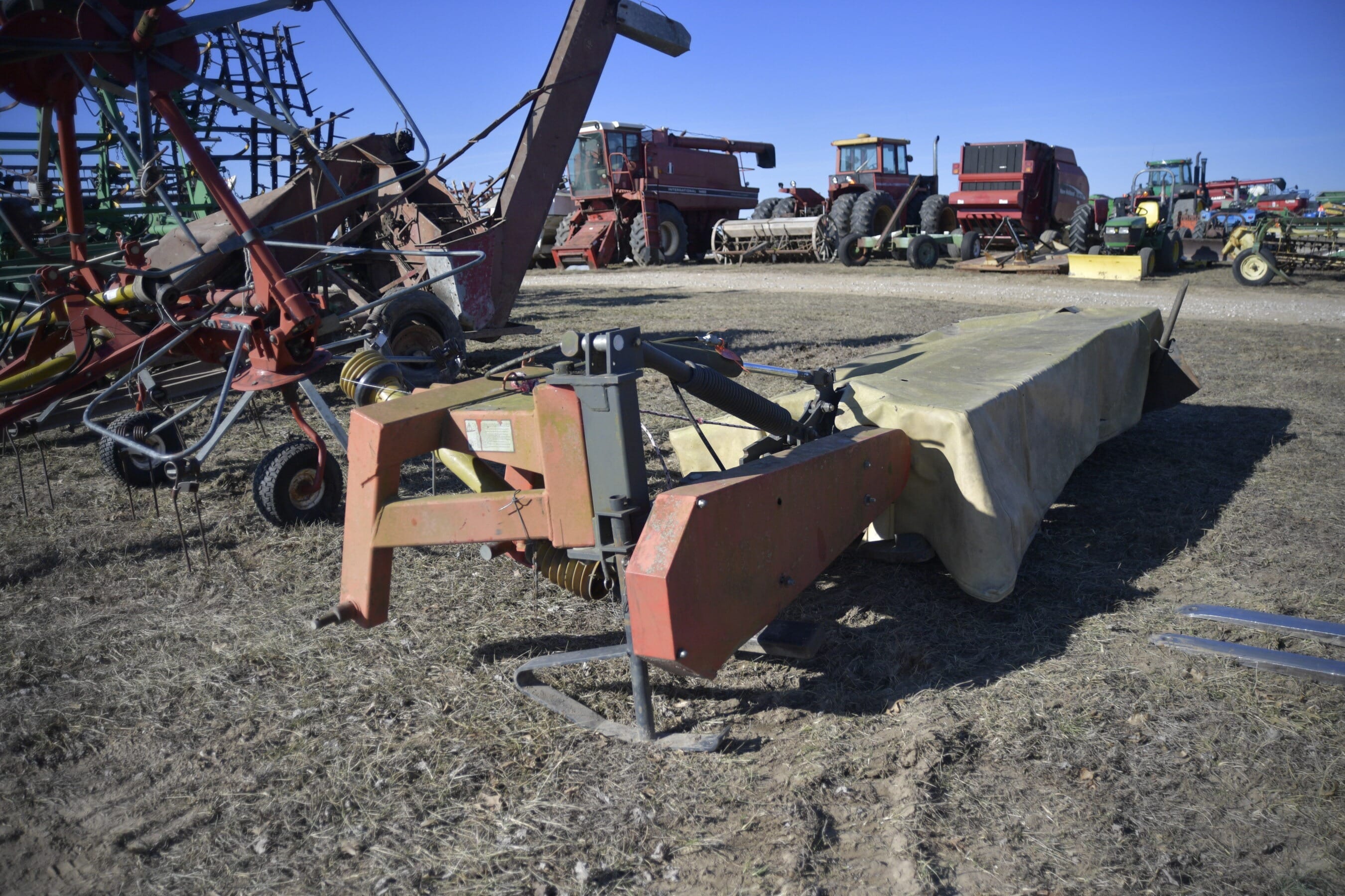 Vicon 2800 Equipment Image0