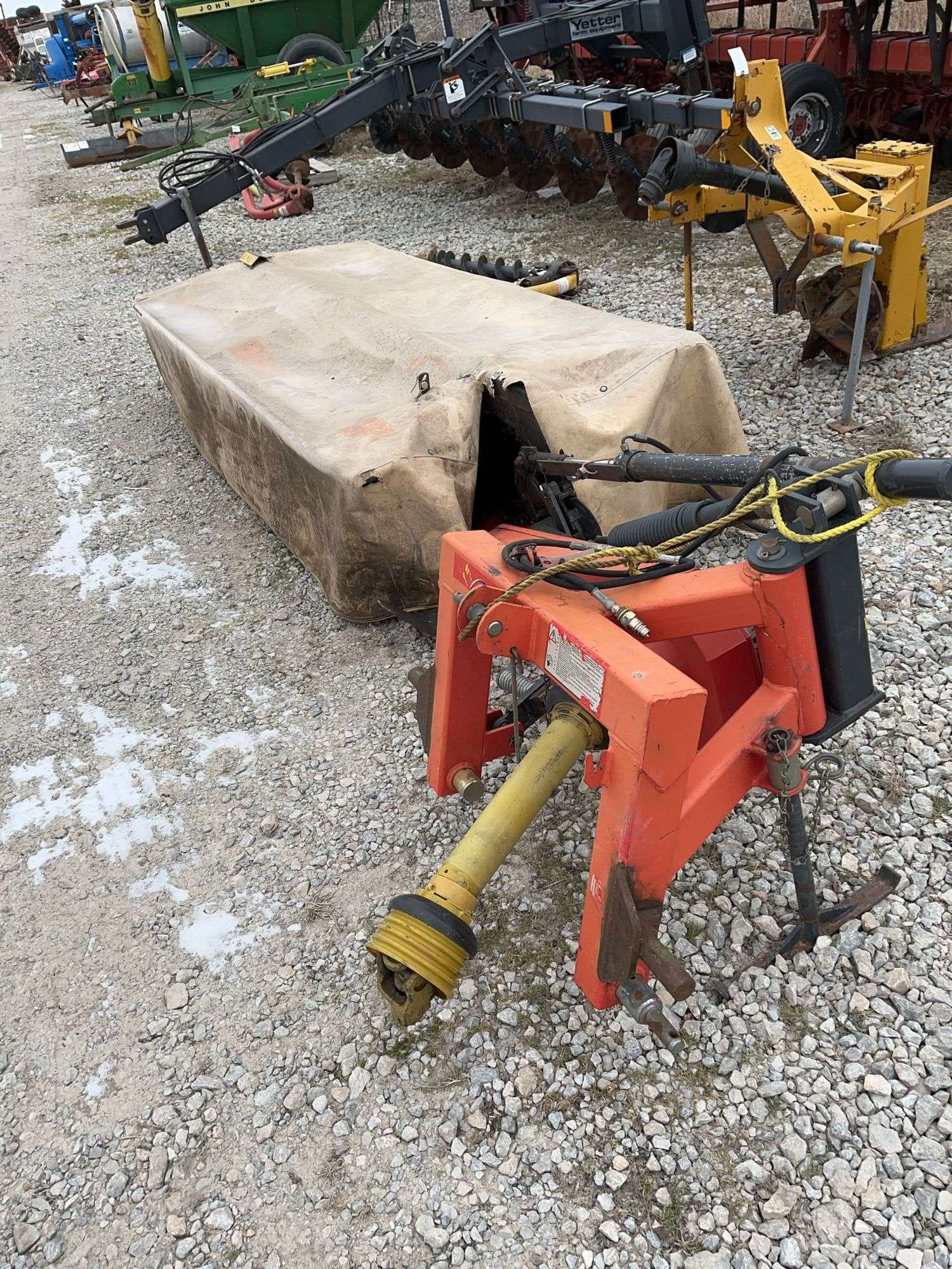 Vicon CM2400 Equipment Image0