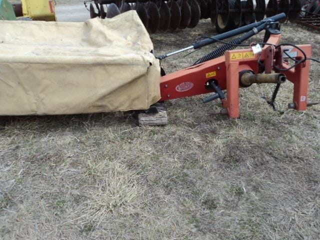 Vicon CM2400 Equipment Image0