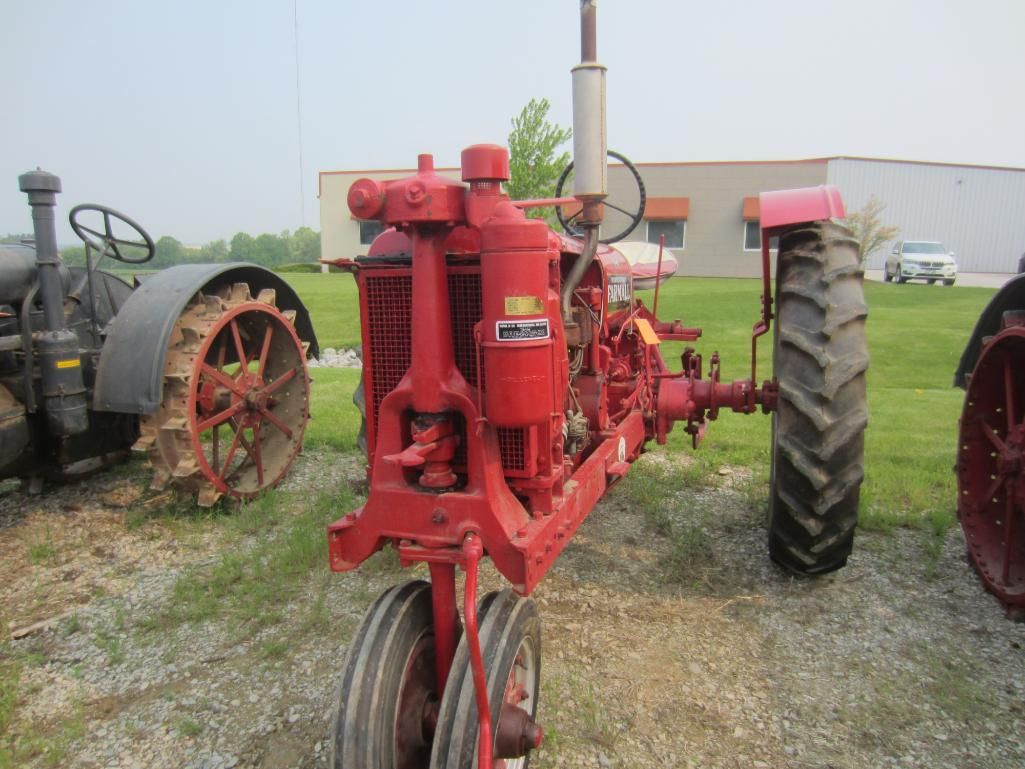 Main image Farmall F-14