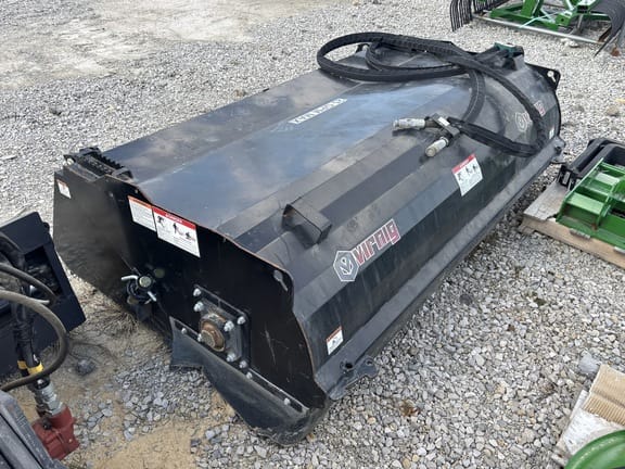 Virnig Broom Equipment Image0