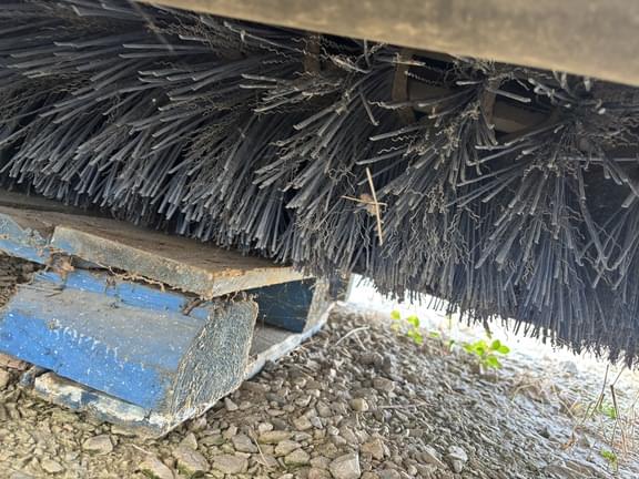 Image of Virnig Broom equipment image 4