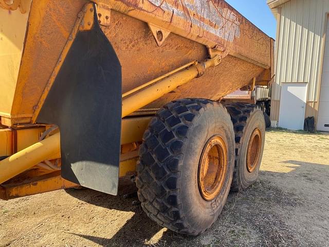 Image of Volvo A25C equipment image 4