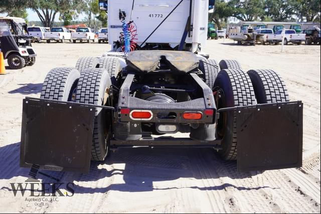 Image of Volvo D11 equipment image 4