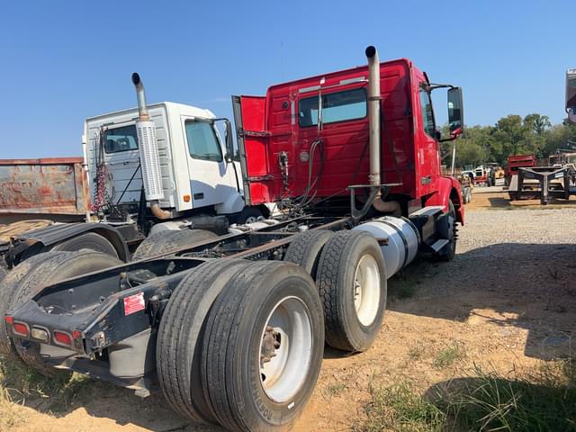 Image of Volvo D13 equipment image 3