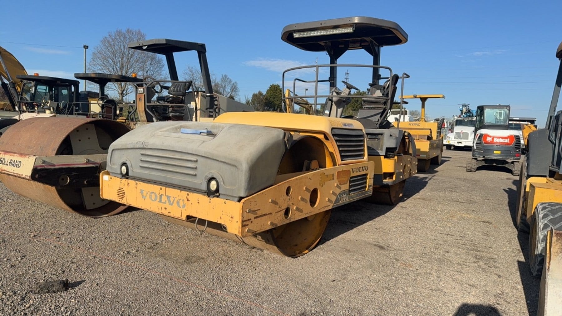 Volvo DD118HF Equipment Image0