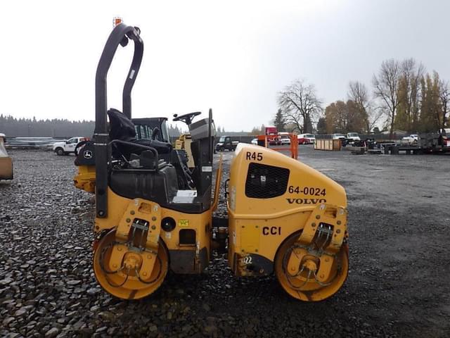 Image of Volvo DD22 equipment image 3