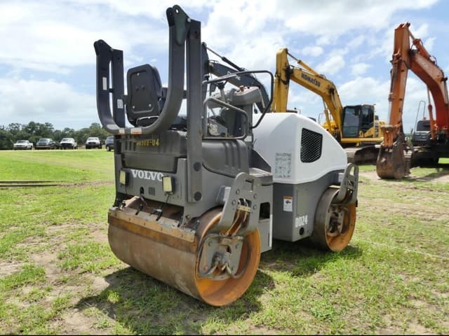 Image of Volvo DD24 equipment image 3