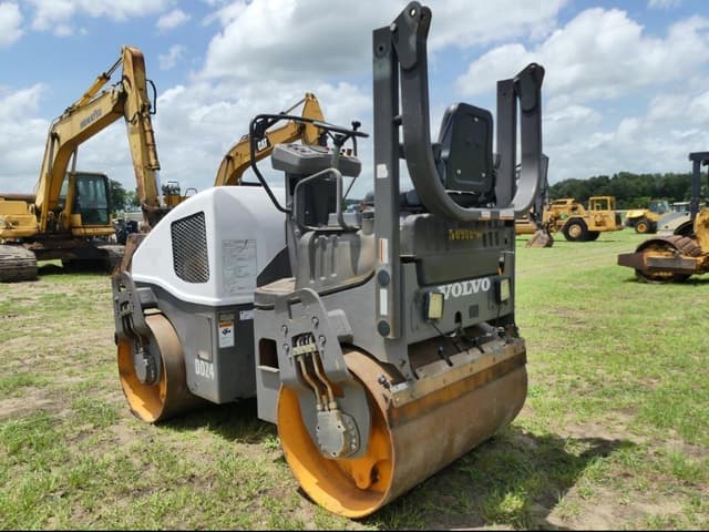 Image of Volvo DD24 equipment image 4