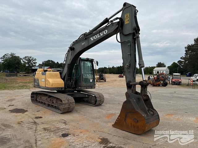 Image of Volvo EC140DL equipment image 3