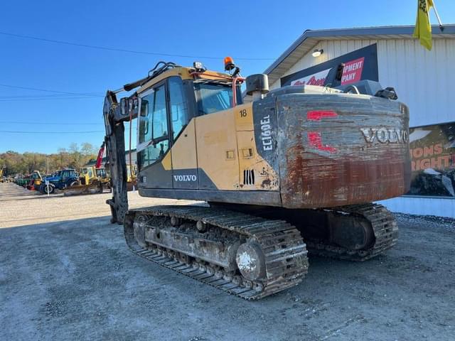Image of Volvo EC160EL equipment image 2