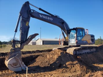 Main image Volvo EC200EL