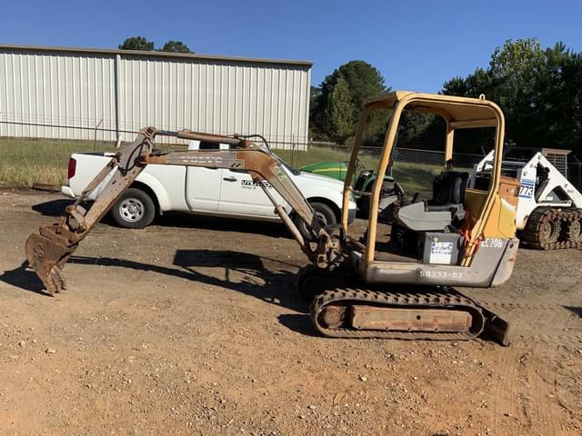 Image of Volvo EC20B equipment image 4