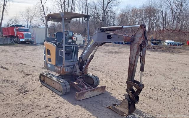 Image of Volvo EC20C equipment image 3