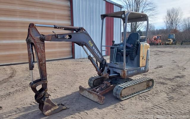 Image of Volvo EC20C equipment image 1