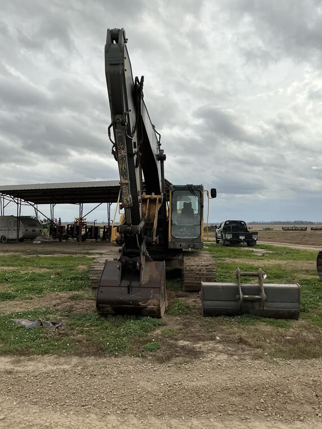 Image of Volvo EC210B LC equipment image 1