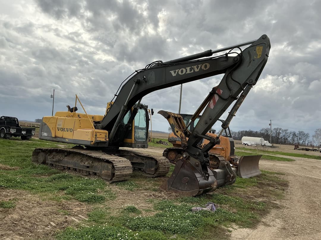 Image of Volvo EC210B LC Primary image