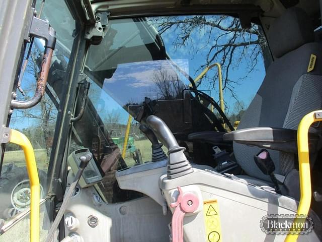 Image of Volvo EC210Cl equipment image 4