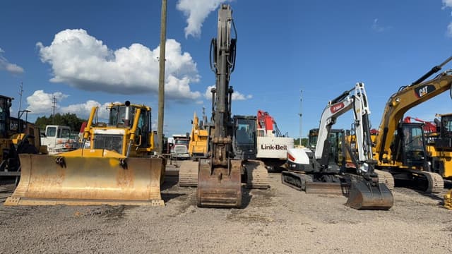 Image of Volvo EC250EL equipment image 1