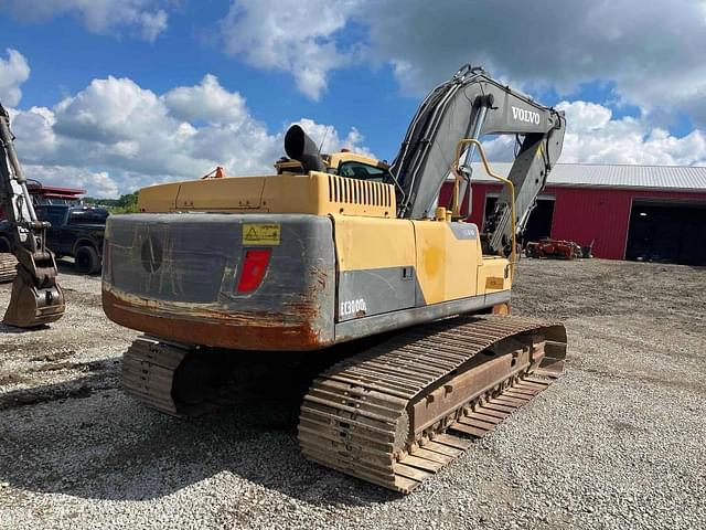 Image of Volvo EC300DL equipment image 3