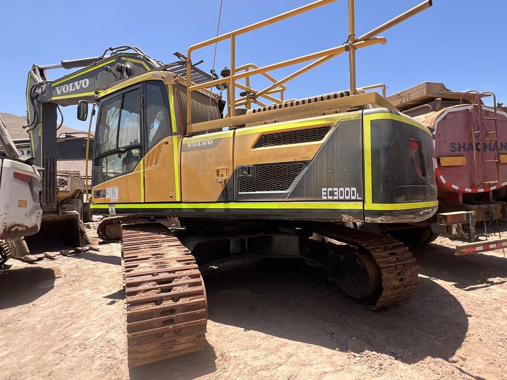 Image of Volvo EC300DL Primary image