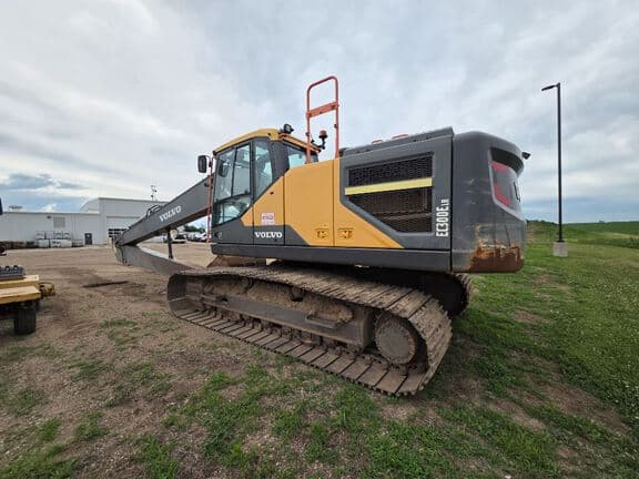 Image of Volvo EC300E-LR equipment image 2