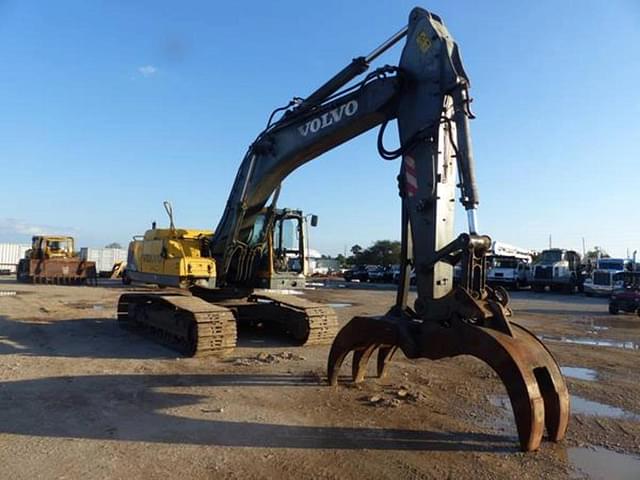 Image of Volvo EC330BLC equipment image 1