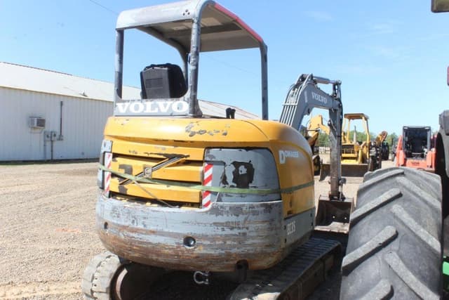 Image of Volvo EC35 equipment image 2