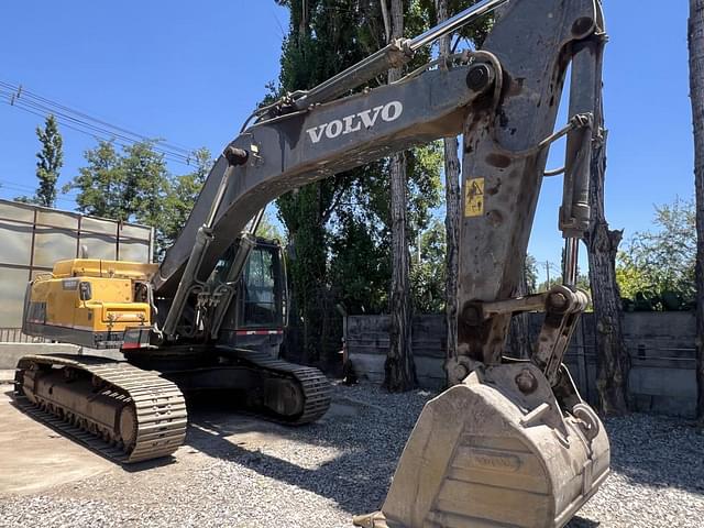 Image of Volvo EC350DL equipment image 1