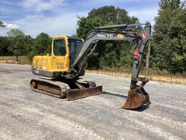 Image of Volvo EC55B equipment image 3