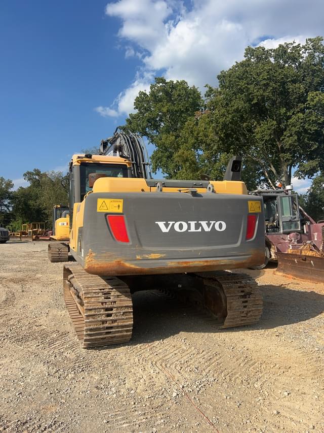 Image of Volvo EC160DL equipment image 2