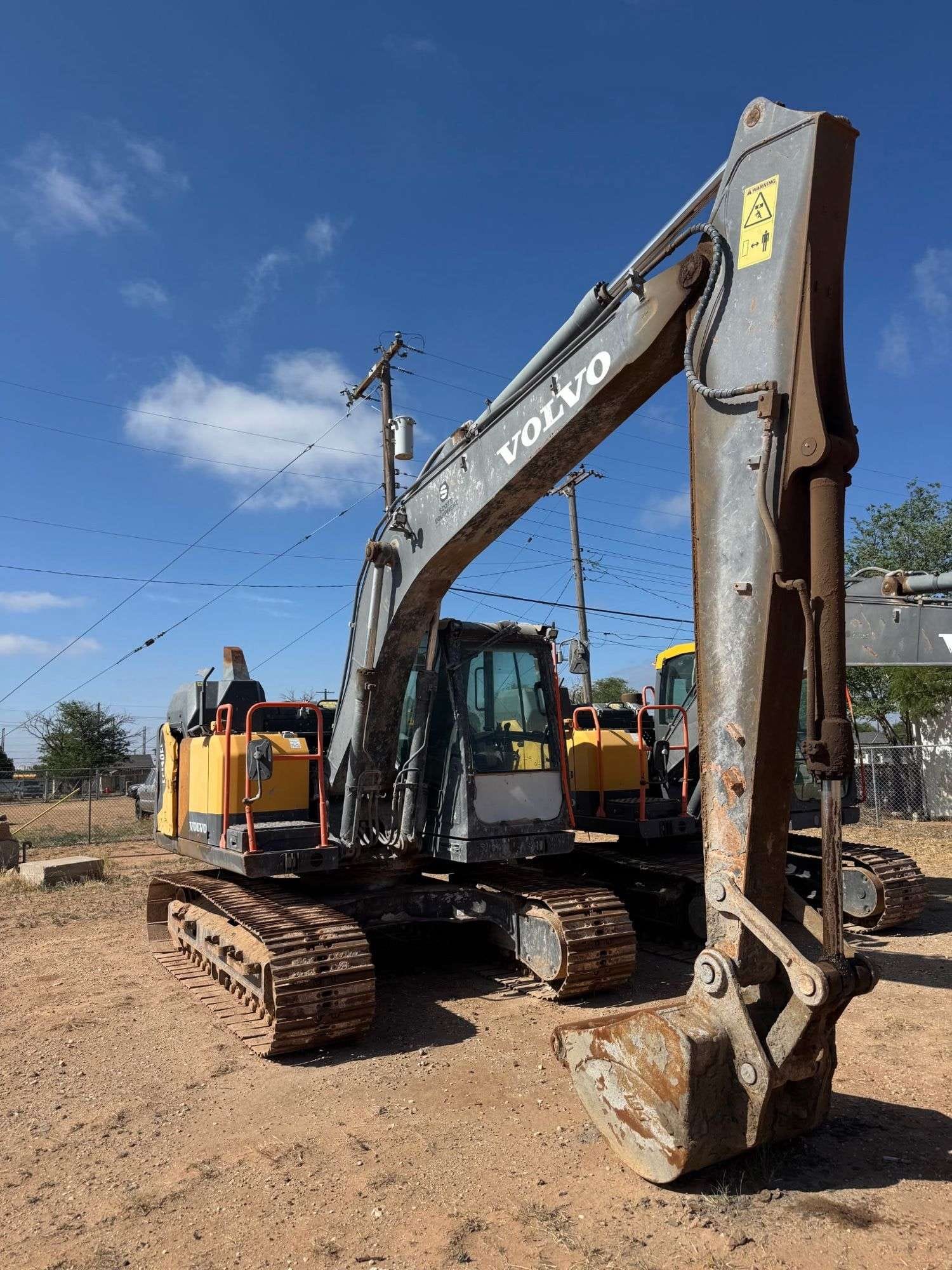 Volvo EC140EL Equipment Image0
