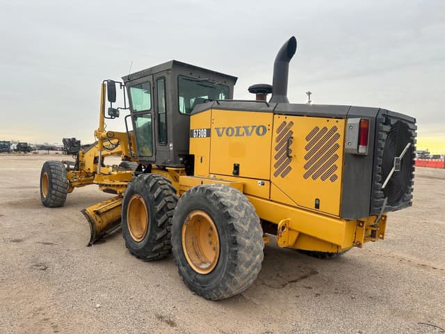 Image of Volvo G720B equipment image 4