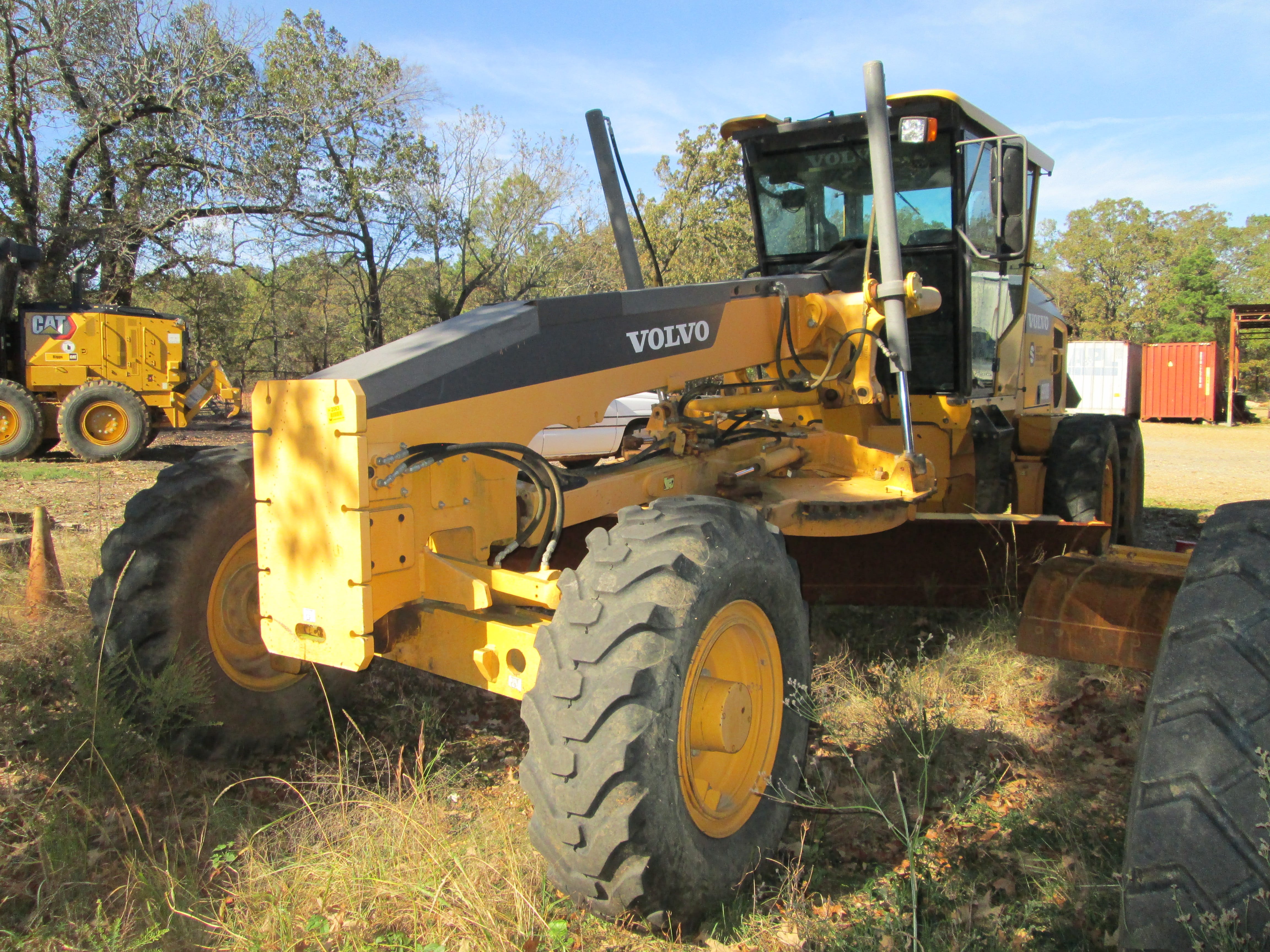 Main image Volvo G930B