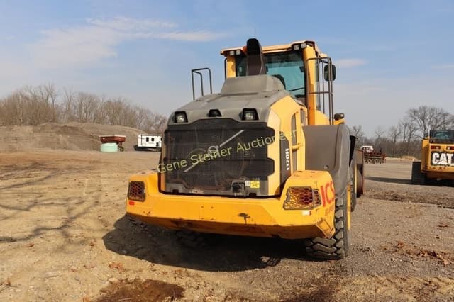 Image of Volvo L120H equipment image 2