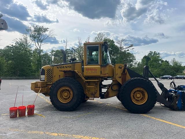Image of Volvo L120 equipment image 1