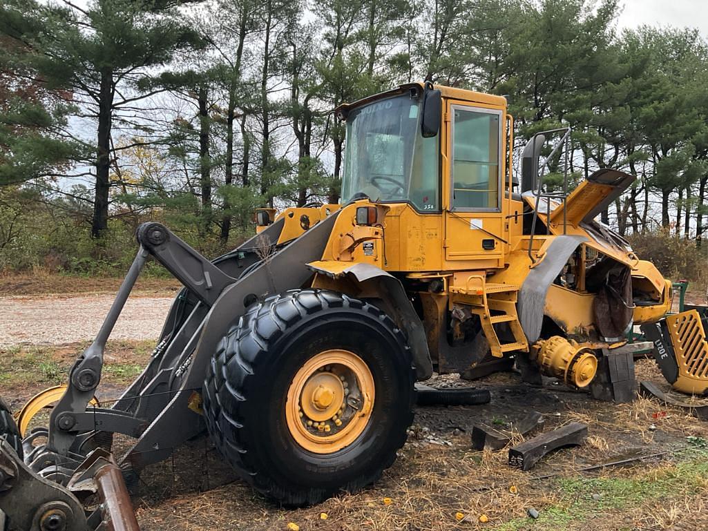 Image of Volvo L120E Primary image