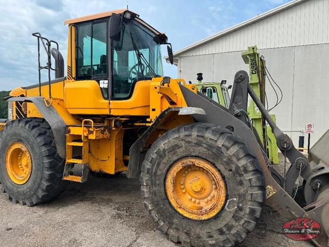 Image of Volvo L120F equipment image 1