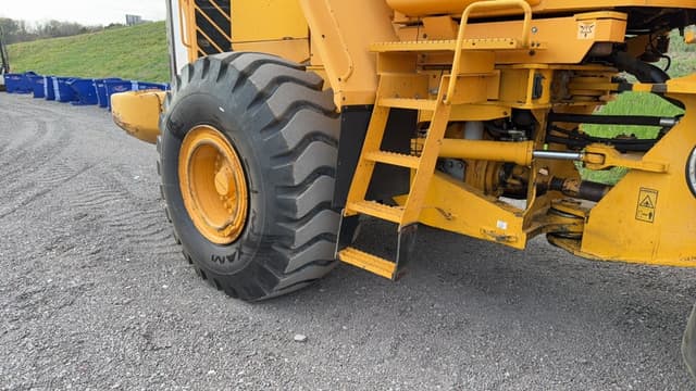 Image of Volvo L180E equipment image 4