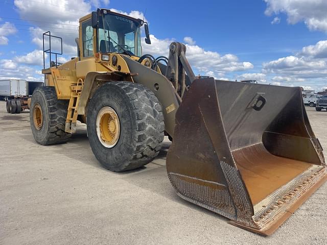 Image of Volvo L220E equipment image 1