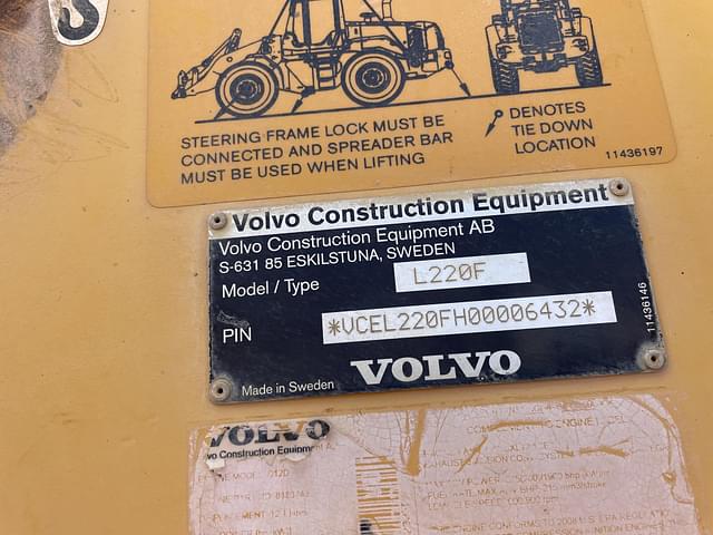 Image of Volvo L220F equipment image 3